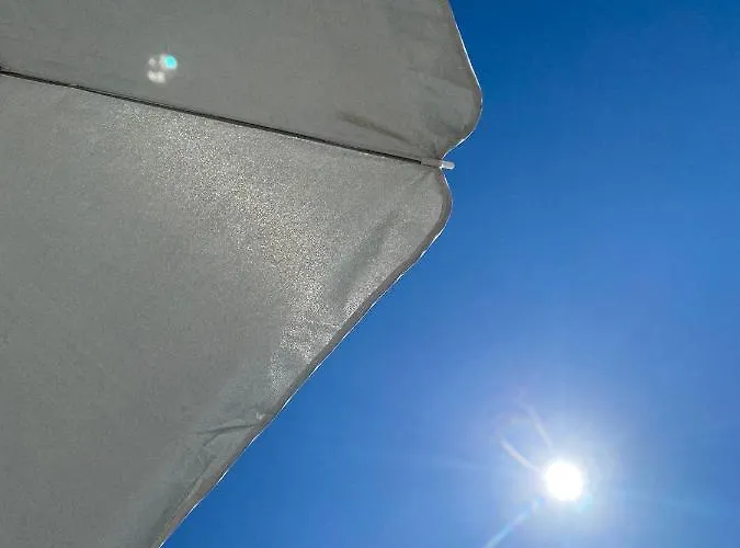 La De Leontine Ла-Боль-Эскублак