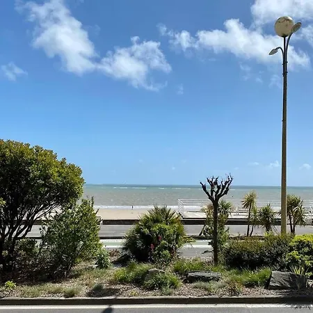 아파트 La De Leontine *